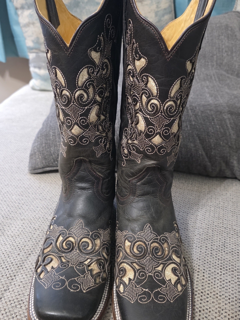 Women's Black Embroidered Western Boots